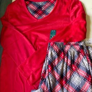 Croft & Barrow Women’s winter pajamas